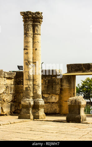 Il 3 maggio 2018 Il scavate dalle rovine di un primo secolo sinagoga ebraica dell'antica città di Cafarnao in Israele dove Gesù visse per qualche tempo. Foto Stock