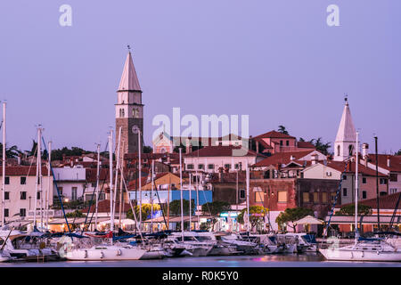 Susnet sulla porta a Izola penisola, Slovenia. Foto Stock