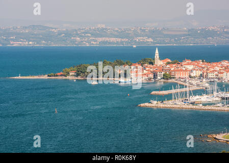 Veduta aerea Izola penisola in Slovenia. Foto Stock