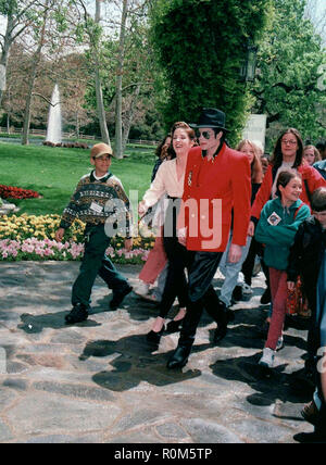 Michael Jackson, Lisa Marie Pressley Jackson ÉÉ.. Evento nella vita di Hollywood - California, Stati Uniti d'America, industria cinematografica, celebrità, fotografia, Bestof, arte cultura e intrattenimento, Topix celebrità moda, migliori della vita di Hollywood, moquette rossa e dietro le quinte, movie celebrità, personaggi televisivi, musica celebrità, Topix, Bestof, arte cultura e intrattenimento, verticale, una persona, fotografia, #Celebrity #Hollywood #RedCarpet #attore #attrice #famousCelebrity #HollywoodEvent #TsuniUSA #CelebrityPhotography, moda inchiesta tsuni@Gamma-USA.com , Tsuni Credito / STATI UNITI D'AMERICA, moda, dall'anno 1993 al 199 Foto Stock