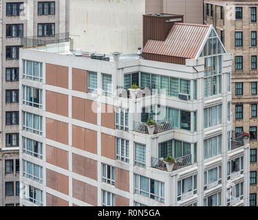 Multi unità edificio condominiale nel centro cittadino di Chicago. Foto Stock