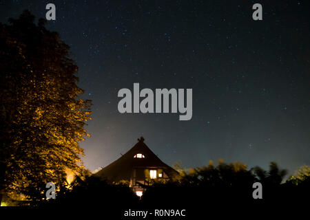 Cielo notturno su Fischland in Germania con la Via Lattea Foto Stock