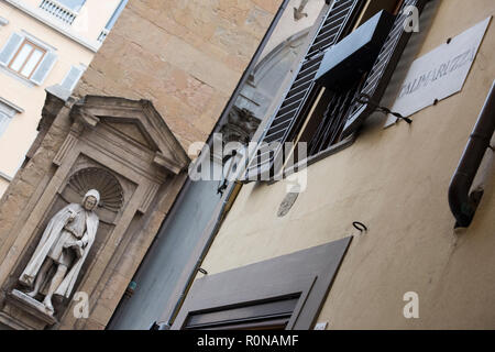 Statua sulla Loggia del Mercato Nuovo a Firenze, Italia Europa Foto Stock