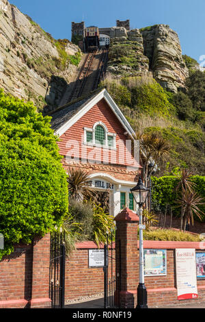 East Hill Cliff ferrovia, strade, Hastings, East Sussex, Inghilterra Foto Stock
