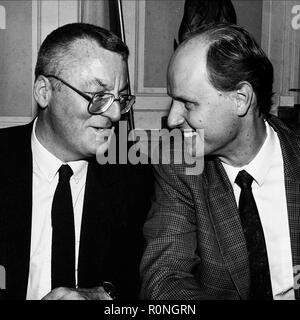 Archivi 90ies: Karl Lang paga visita regionale al Fronte Nazionale (FN), Lione, Francia Foto Stock