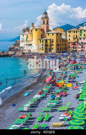 CAMOGLI, Italia - SET 9, 2018: La località turistica di Camogli sulla Riviera Italiana nella Città Metropolitana di Genova, liguria, Italy Foto Stock