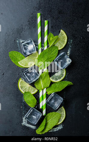 Il Mojito in vetro tirato Foto Stock