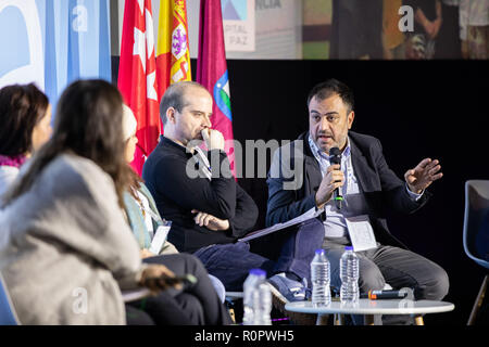 Madrid, Spagna. 7 Novembre, 2018. DAVID DEL CAMPO, dalla ONG salva i bambini a parlare. Evento impatto umanitario della violenza in America centrale: sfide e proposte di azione organizzato dalla Croce Rossa nel quadro dei giorni del 2° Forum mondiale sulla violenza urbana e di educazione per la convivenza e la pace il Nov 7, 2018 in Spagna a Madrid Credito: Jesús Hellin/Alamy Live News Foto Stock