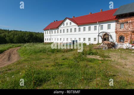 Santa Trinità Anzersky monastero del monastero di Solovki su un isola Anzer (Russia, regione di Arkhangelsk, Solovki) Foto Stock