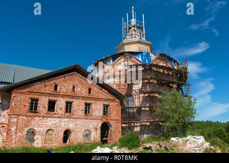 Santa Trinità Anzersky monastero del monastero di Solovki su un isola Anzer (Russia, regione di Arkhangelsk, Solovki) Foto Stock