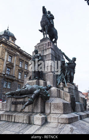 Grunwald monumento in Piazza Matejki , Cracovia in Polonia Foto © Federico Meneghetti/Sintesi/Alamy Stock Photo Foto Stock