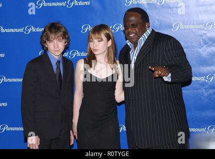 Cedric Il Entertaintner, Liam Aiken e Emily Browning arrivando al Paramount Pictures Star-Studded Showest cena presso il Paris Hotel di Las Vegas Foto Stock