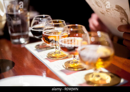 Volo di campionatori di birra Foto Stock