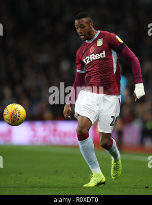 Aston Villa di Jonathan Kodjia durante il cielo di scommessa match del campionato a Villa Park, Birmingham Foto Stock