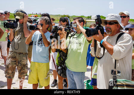 Miami Beach Florida,ECOMB Big Sweep,ambiente,volontariato volontari servizio comunità volontariato lavoratori del lavoro di volontariato,lavoro di squadra che lavorano insieme serv Foto Stock