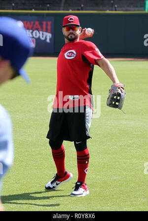 4 novembre 2018 - Cincinnati Reds Eugenio SuÃ¡rez durante il warm up della sessione di allenamento a Les Murakami Stadium nel campus della University of Hawaii a manoa a Honolulu, HI - Michael Sullivan/CSM Foto Stock