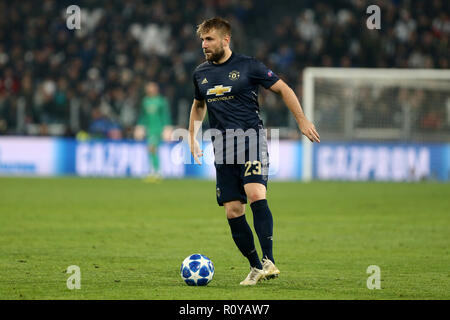 Torino, Italia. Il 7 novembre 2018. Luca Shaw di Manchester United Fc in azione durante la UEFA Champions League Group H match tra Juventus FC e Manchester United FC. Credito: Marco Canoniero/Alamy Live News Foto Stock