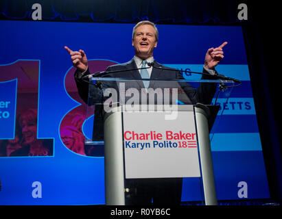 November 6, 2018, Hynes Convention Center di Boston, Massachusetts, USA: repubblicani Gov. Charlie Baker facendo un discorso vittoria durante la notte elettorale al rally Hynes Convention Center di Boston. Foto Stock