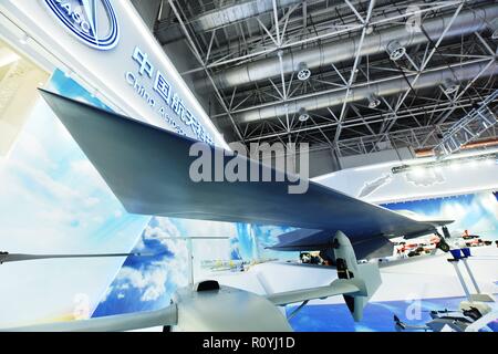 Zhuhai Zhuhai, Cina. 8 Novembre, 2018. Zhuhai CINA-CH-7 aereo può essere visto a Zhuhai Air Show di Zhuhai, Sud Provincia di Guangdong. Credito: SIPA Asia/ZUMA filo/Alamy Live News Foto Stock