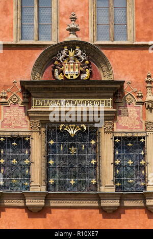 Vecchio Towh Hall con la capitale del regno iscrizione, Praga Foto Stock