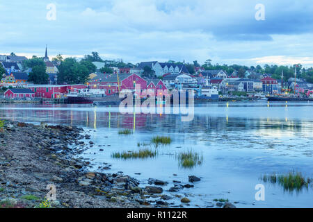 Lunenburg, Canada - 20 Settembre 2018: vista al tramonto sul mare e il porto della città storica Lunenburg, Nova Scotia, Canada Foto Stock