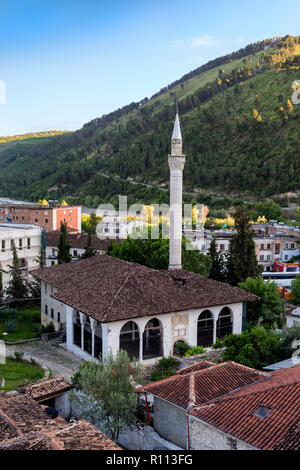 Re della moschea e Berat città, Berat, Albania Foto Stock