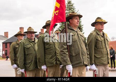 Membri della concordia batteria indipendente al corteo funebre per Medal of Honor destinatario, capitano Thomas Hudner. Foto Stock