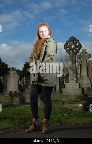 Studente - Folkestone cimitero, questa è stata progettata durante una prova di illuminazione, in questo modo siamo in grado di ricordare coloro che hanno purtroppo passato lontano. Per riflettere sulla vita e cosa diamo per scontato. Foto Stock