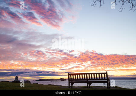 Un incredibile sunrise a Dalgety Bay Fife Scozia Scotland Foto Stock