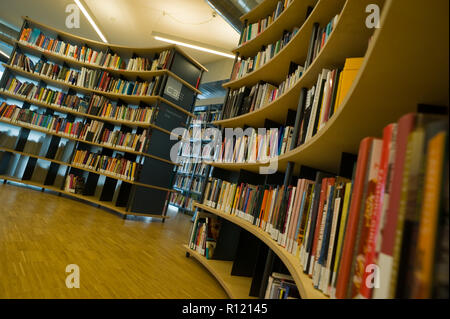 Österreichische Forschungsstiftung für Internationale Entwicklung, Bibliothek - Biblioteca Foto Stock