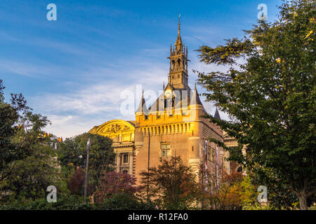 Mastio e Capitole, Square Charles de Gaulle, Toulouse, Haute-Garonne, Occitanie, Francia Foto Stock