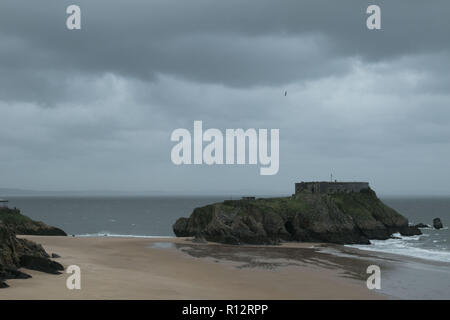 Tenby, Pembrokeshire, West Wales. Regno Unito. 8 novembre 2018. Regno Unito meteo: Heavy Rain e forte gales questo pomeriggio. Credito: Andrew Bartlett/Alamy Live News Foto Stock