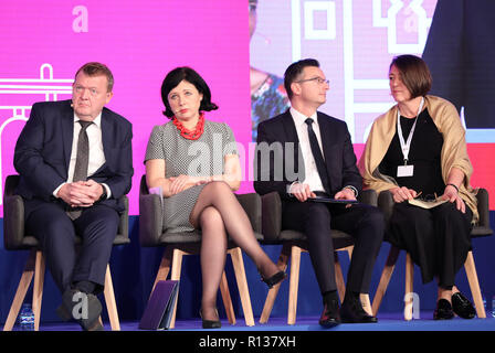 Madrid, Spagna. 9 Novembre, 2018. LARS Løkke Rasmussen, Primo Ministro Denmar(a sinistra), V??RA JOUROVÁ, il Commissario europeo per la giustizia, per i consumatori e la parità tra i sessi, MARJAN ŠAREC, Primo Ministro della Repubblica di Slovenia e VIOLETA BULC, il Commissario europeo per i trasporti. L'Alleanza dei Democratici e dei Liberali per l'Europa Parte (ALDE partito) è un partito politico europeo attiva principalmente nell'Unione europea, composta da 60 a livello nazionale partiti liberali da tutta Europa. La 39th ALDE congresso di partito al Marriott Hotel Auditorium Credito: Jesús Hellin/Alamy Live News Foto Stock