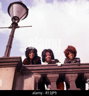 MARTHA REEVES E IL VANDELLAS American Girl group di Londra nel 1968. Da sinistra: Martha Reeves, Betty Kelley, Rosalind Ashford Foto Stock