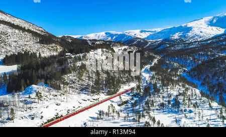 Stazione di Oslo e Bergen in montagna. La Norvegia. Foto Stock