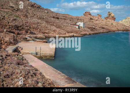 Cala Morell, Menorca, isole Baleari, Spagna, Europa Foto Stock