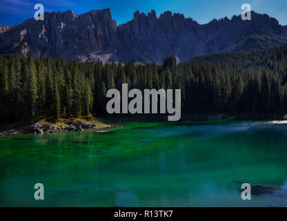 Lago Carezza. Dolomiti Alps.Italy Foto Stock