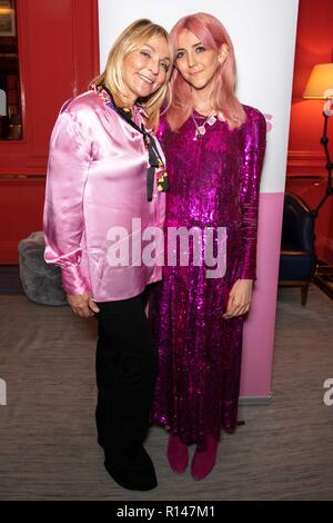 Con un tutti i rosa crostino menu, BLOOM Jasmine & Rose Gin cocktail, rosa goody sacchi, e ospitato nella camera pinkest in città, il Corallo camera presso The Bloomsbury Hotel, Penguin Random House ha celebrato la pubblicazione delle femministe non indossare il Rosa (e altre bugie) curata da scrittore e co-fondatore della protesta Rosa, Scarlett Curtis, e dotate di 52 innovativo per le donne dal mondo dell'attivismo, Hollywood e le arti. Valutazione incluso: Lily James, Amanda Seyfried, Claudia Winkleman, Emma Freud, Richard Curtis, Helen Fielding, Laura Bailey, Alastair Campbell, Deborah Frances-White e Bella Freud Foto Stock