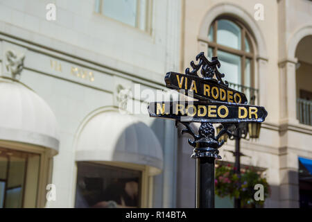 Los Angeles Rodeo Drive via segni Foto Stock