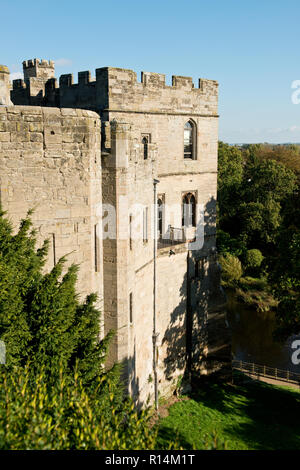 Castello principale hall, intrattenimento e ristorante edificio. Il Castello di Warwick, Inghilterra Foto Stock