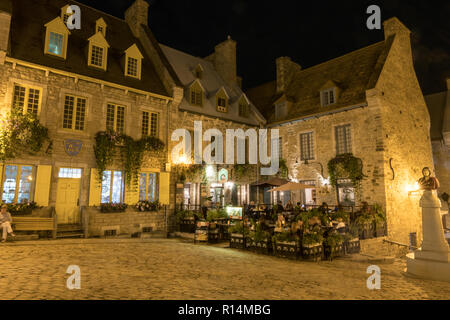 La città bassa di notte, Québec, Canada Foto Stock