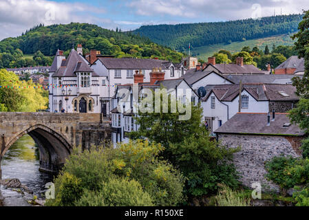 LLANGOLLEN, Regno Unito - 04 settembre: Vista della città di Llangollen, una piccola città storica lungo il fiume Dee in Galles del Nord a Settembre 04, 2018 in Foto Stock