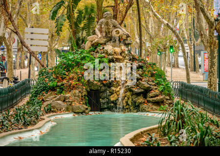 Brunnen, Avenida da Liberdade, Lisbona, Portogallo Foto Stock