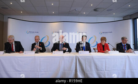 (Da sinistra a destra) Primo Ministro del Galles Carwyn Jones, UK Cabinet Office ministro David Lidington, Chief Minister dell'Isola di Man Howard Quayle, Taoiseach Leo Varadkar, Primo ministro di Scozia Nicola storione e Chief Minister di Jersey John Le Fondre presso il British Consiglio irlandese il XXXI Incontro al vertice a Comis Hotel sull'Isola di Man. Foto Stock