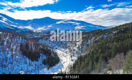 Stazione di Oslo e Bergen in montagna. La Norvegia. Foto Stock