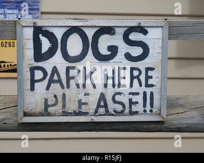 Dog parking lot Foto Stock