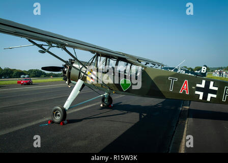 Un Morane-Saulnier MS.505 Criquet basato sul Fieseler Fi 156 Storch STOL (breve decollo e atterraggio) aerei di ricognizione della II Guerra Mondiale. Foto Stock