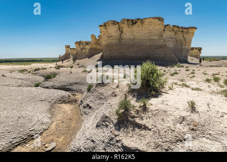 Chalk piramidi di monumento rocce nel Kansas occidentale. Le formazioni di gesso che raggiungono un'altezza fino a 70 ft e formazioni come buttes e archi. Foto Stock