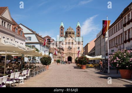 Santa Maria e la Cattedrale di Santo Stefano, Cattedrale imperiale, romanico, Sito Patrimonio Mondiale dell'UNESCO, Maximilianstrasse, Speyer Foto Stock