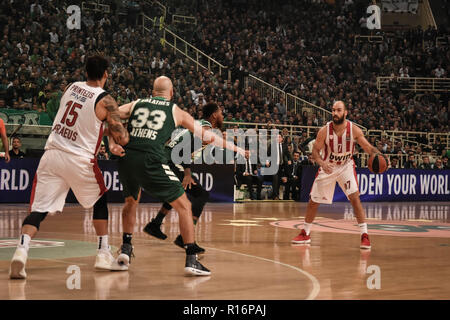 Vassilis Spanoulis #7 visto in azione durante il 2018/2019 Turkish Airlines Eurolega Regular Season Round 6 gioco tra il Panathinaikos OPAP Atene e Olympiacos Pireo presso Olympic Sports Centre di Atene. Punteggio finale: Panathinaikos 93 - 80 Olympiakos Foto Stock